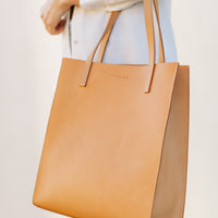 Simple Mag Tote Smooth, Natural Vachetta