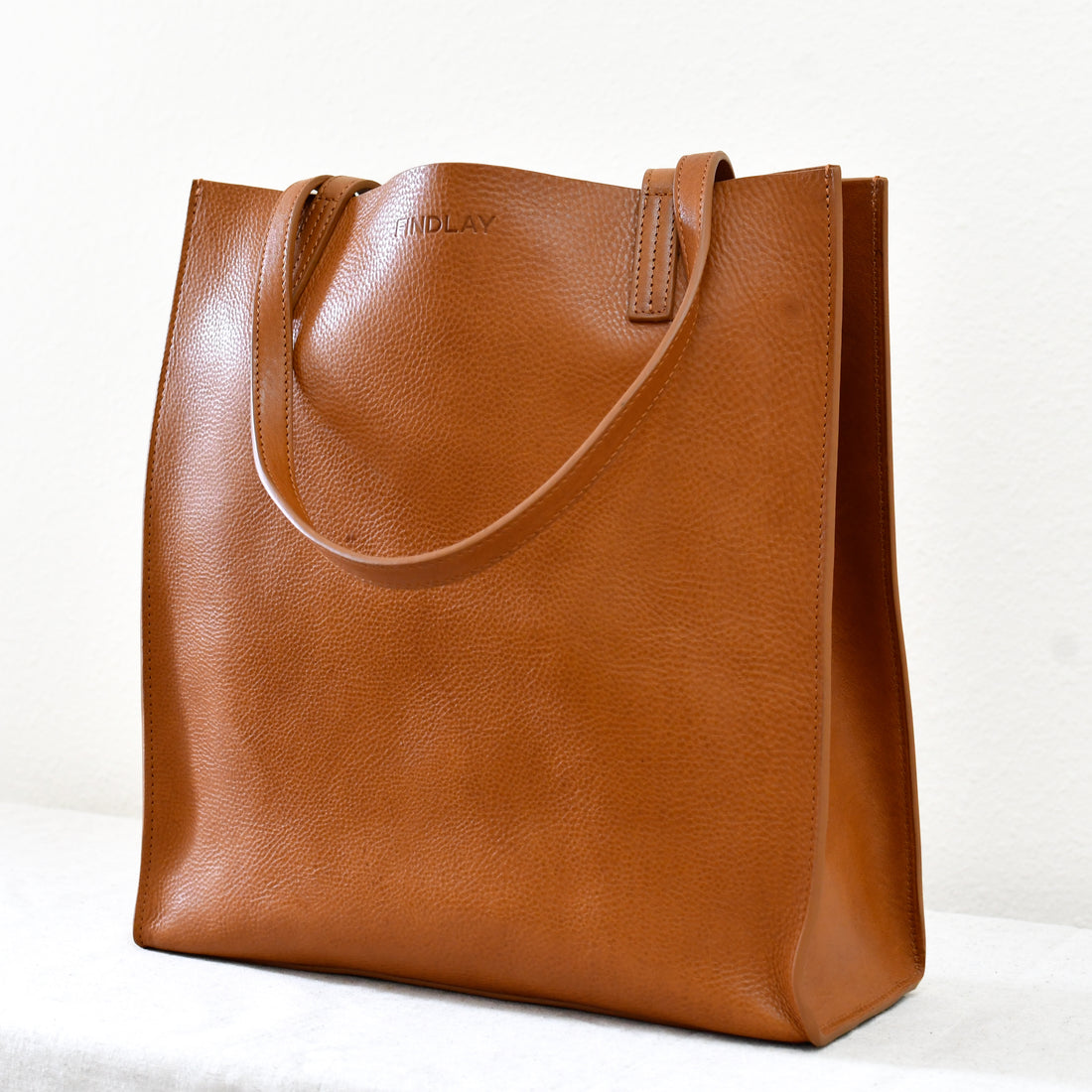 Simple Mag Tote, Camel - "Mavery"