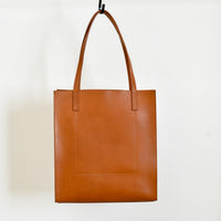 Simple Mag Tote Smooth, Bourbon - "Cami"