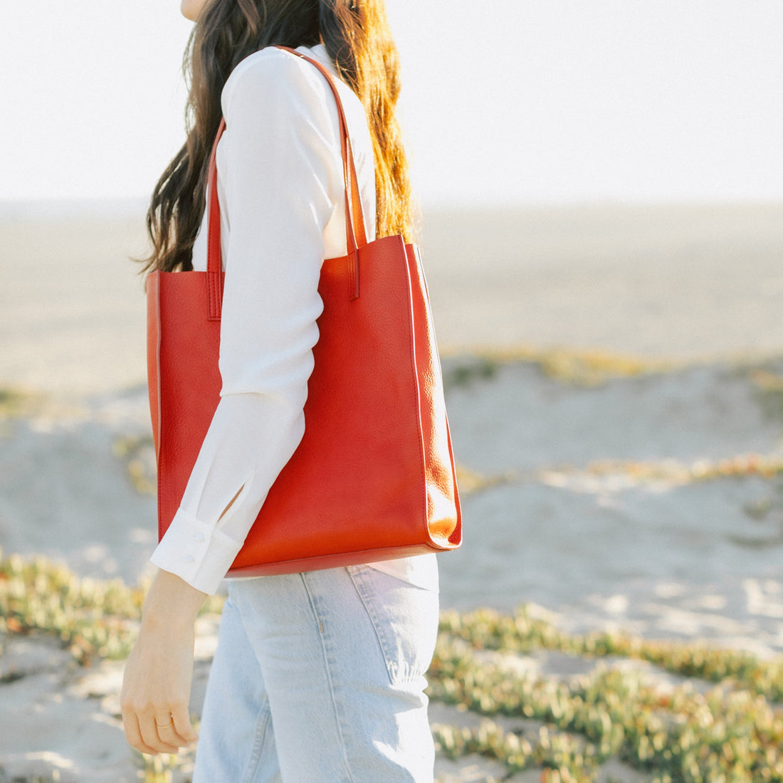 Simple Mag Tote, Cherry